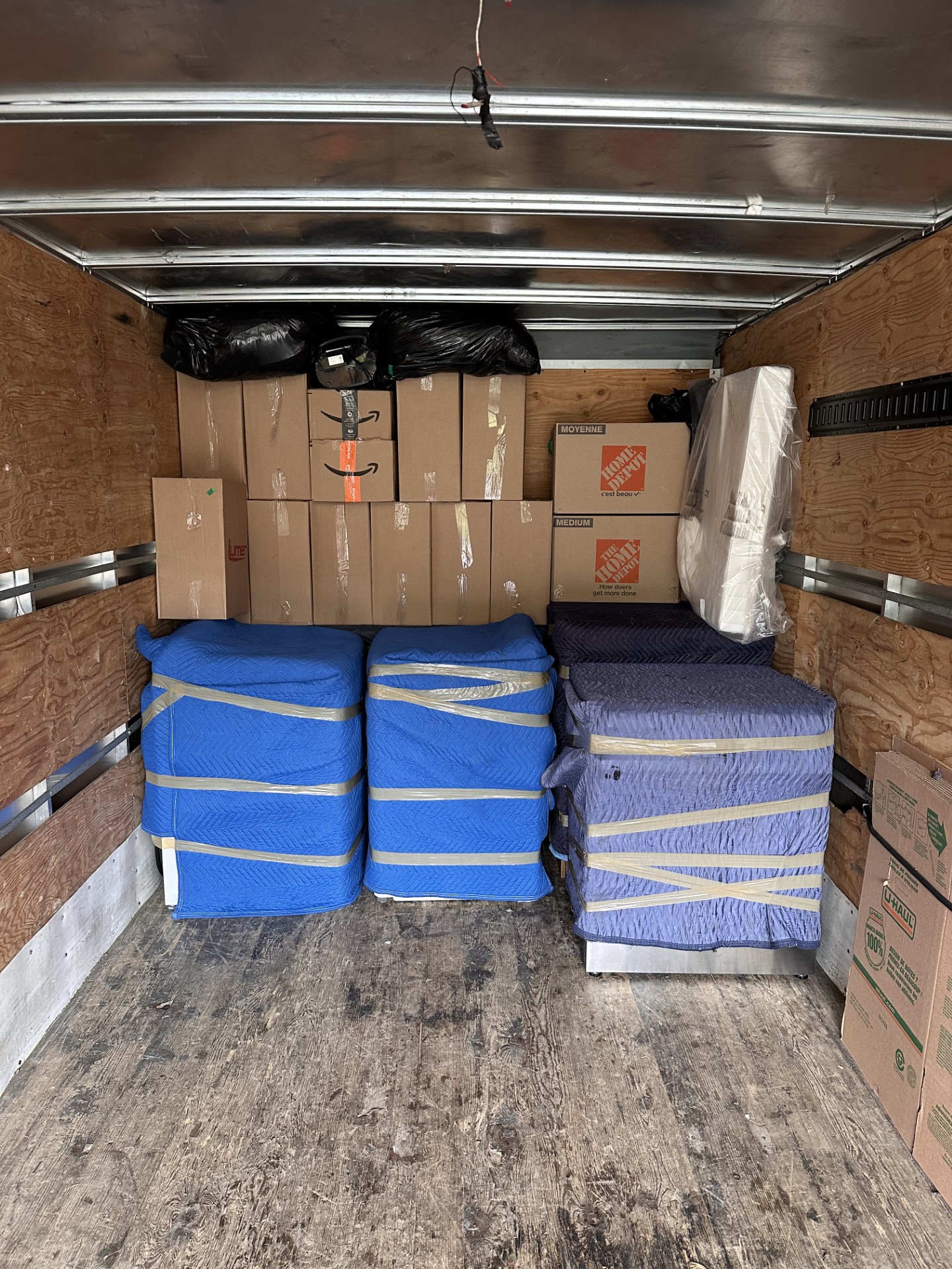 Moving pictures with trucks, boxes and movers