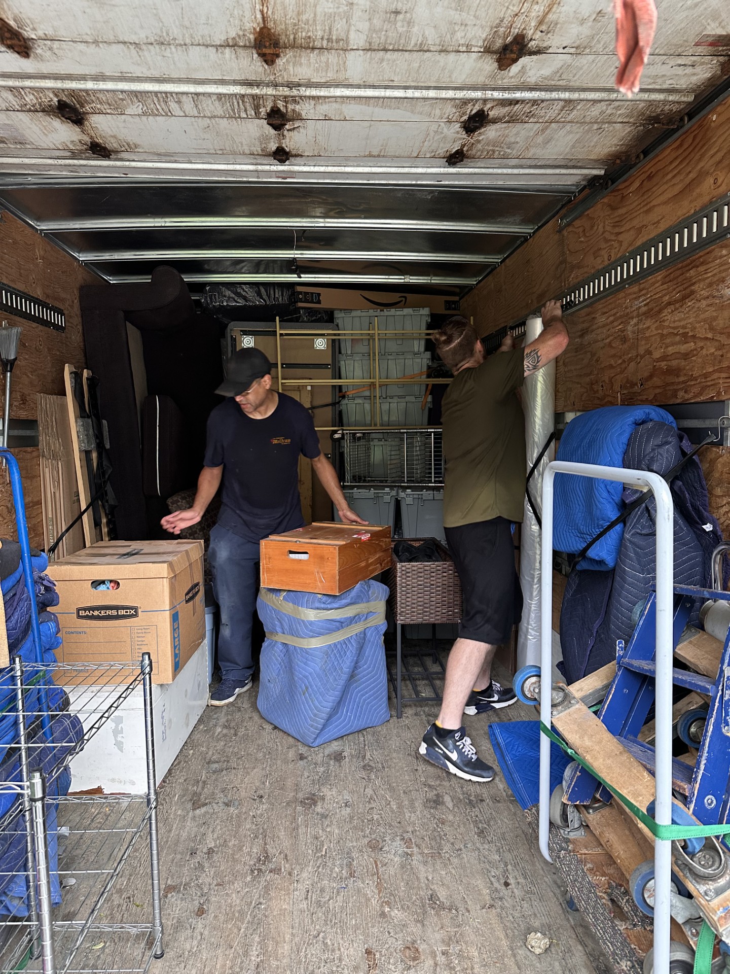 Moving pictures with trucks, boxes and movers